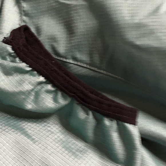 Men Hooded NIKE Pull Over Windbreaker - Picture 4 of 11